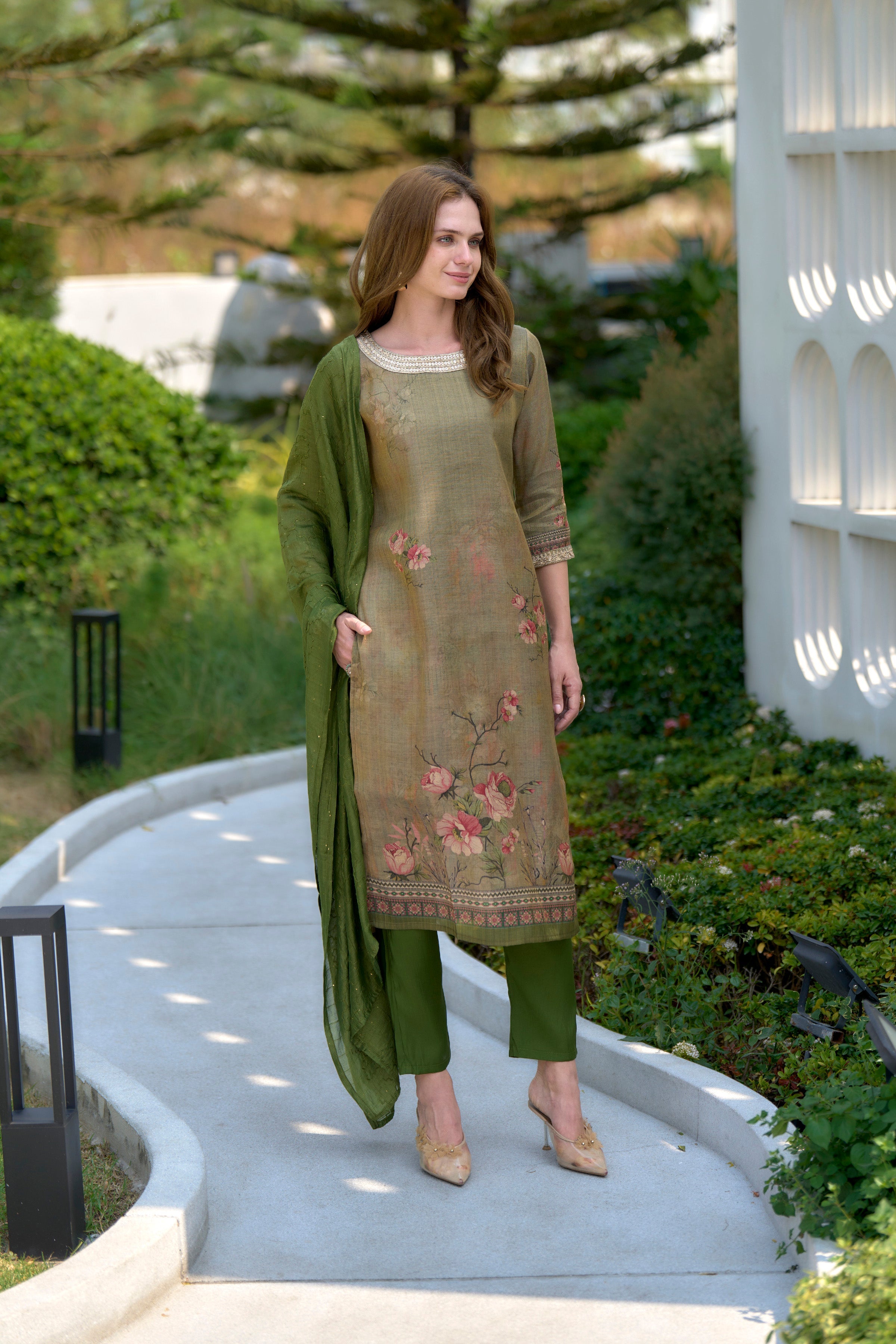 Moss-Green Floral Tissue Kurti Set with 3/4 Sleeves and Viscose Dupatta with Pocket Pant